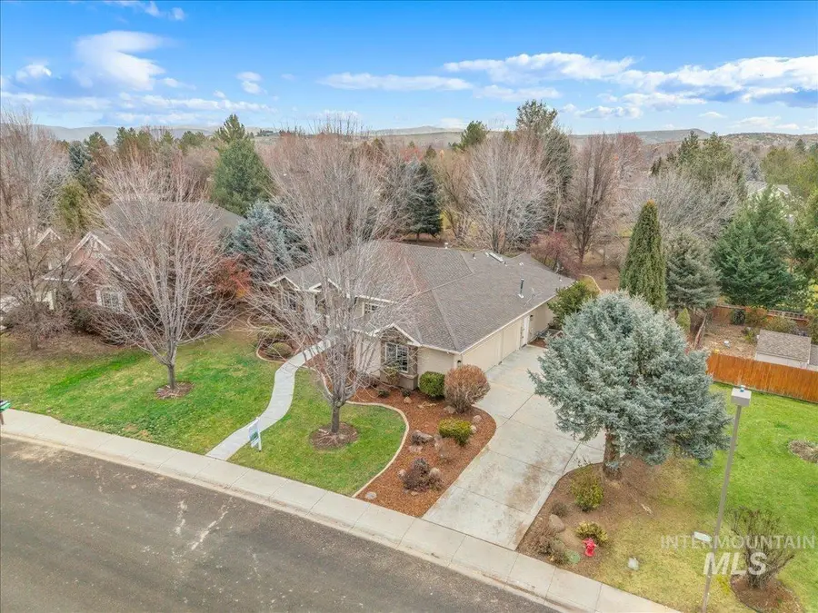 2162 N Sevenoaks Way, Eagle, ID 83616 - Image #3