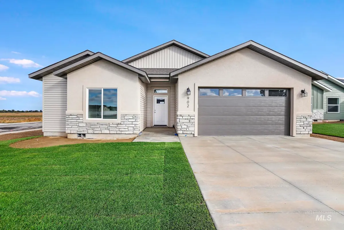 902 23rd Ave E, Jerome, ID 83338 - #1