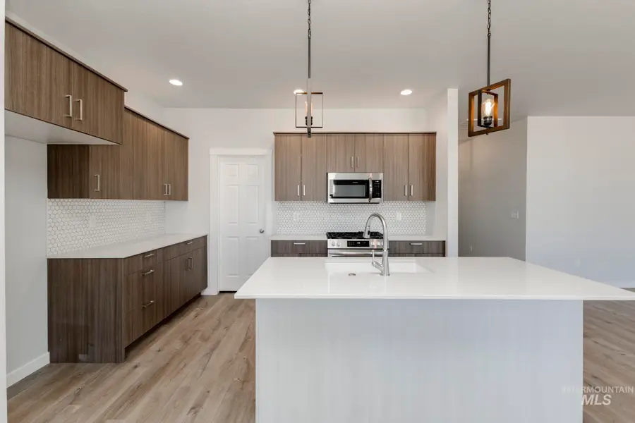 5030 E Open Canyon Dr, Nampa, ID 83687 - Image #3