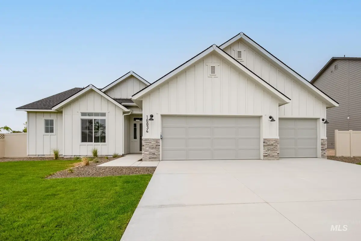5044 E Open Canyon Dr, Nampa, ID 83687 - Image #1