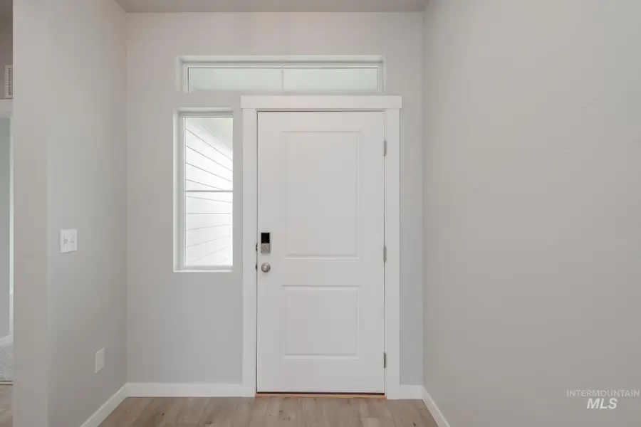 17606 N Boone Peak Ave, Nampa, ID 83687 - Image #2