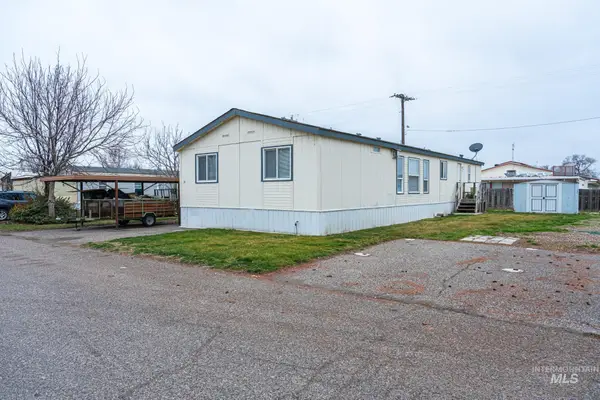 759 NW 8th St #19, Ontario, OR 97914