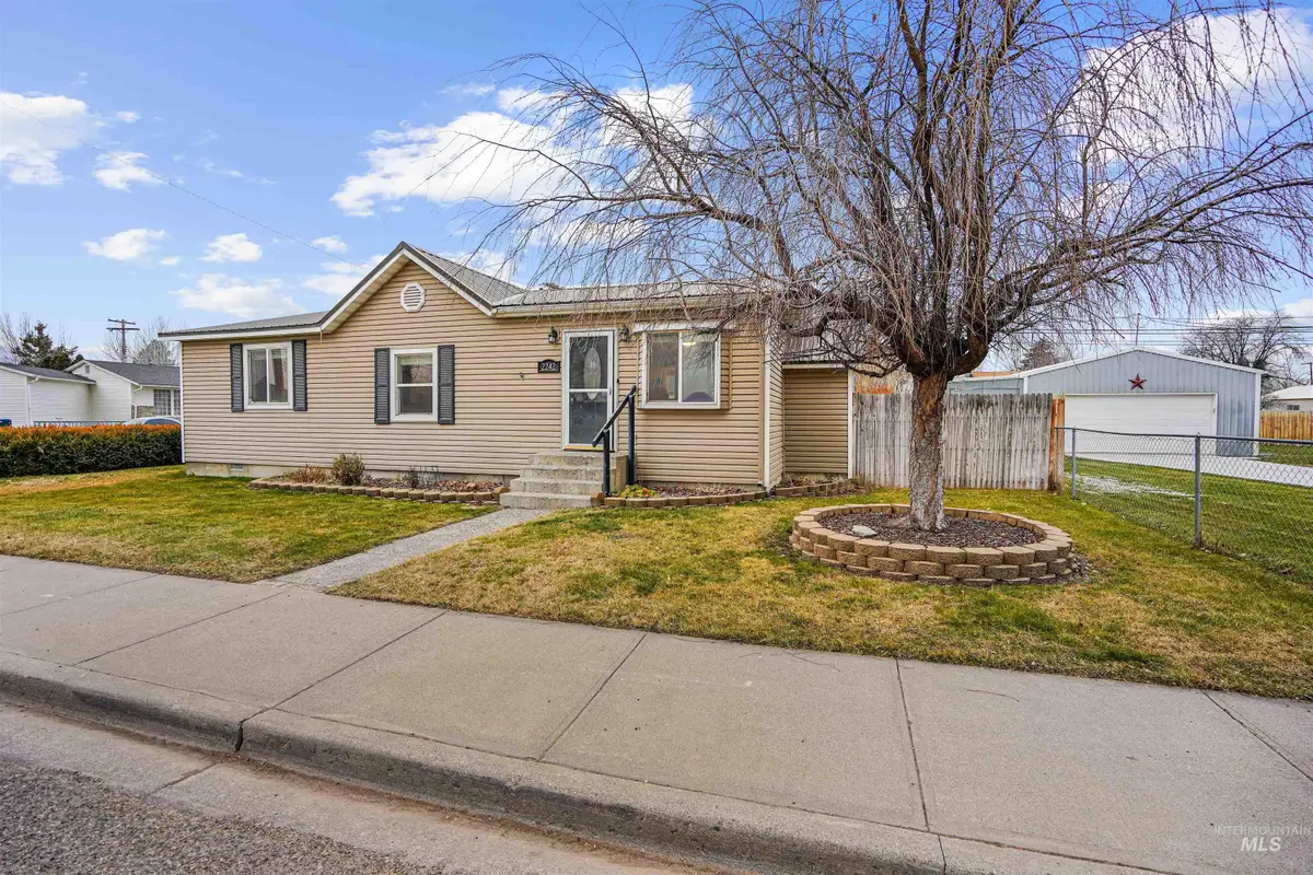 2242 Almo Ave, Burley, ID 83318 - Image #1