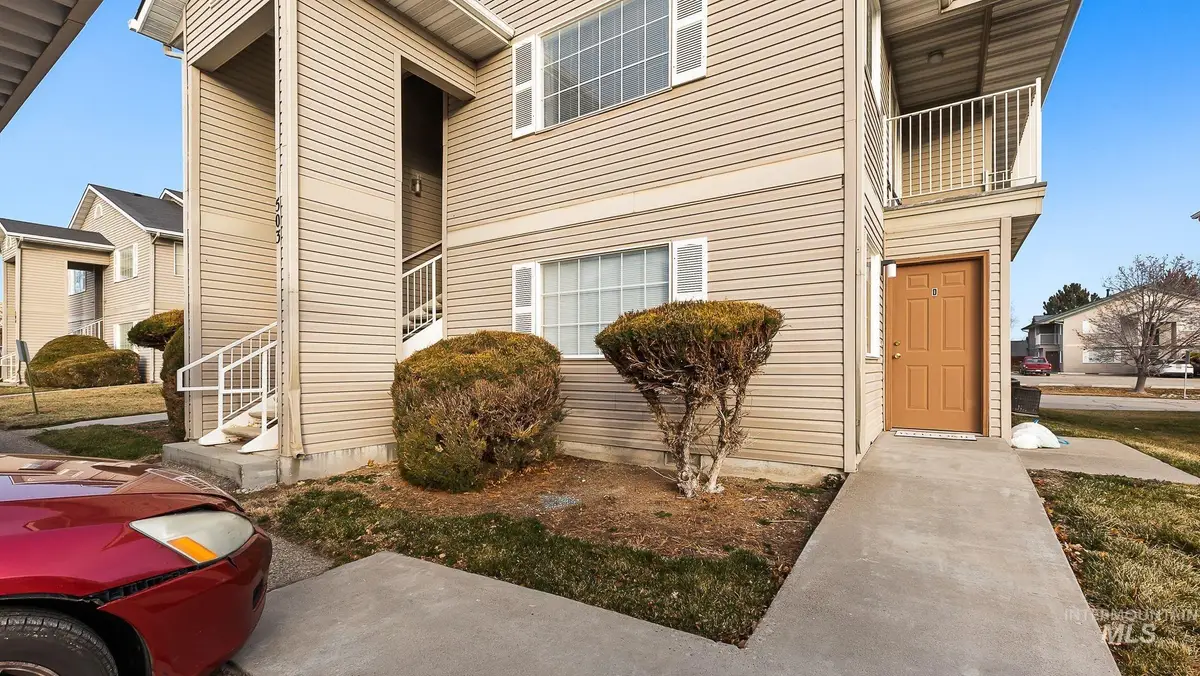 503 Caribou Dr, Mountain Home, ID 83647 - Image #1