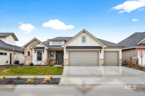 1911 W Willowick Ave, Eagle, ID 83616