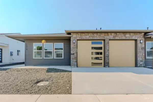 1214 Phillips Circle, Ontario, OR 97914