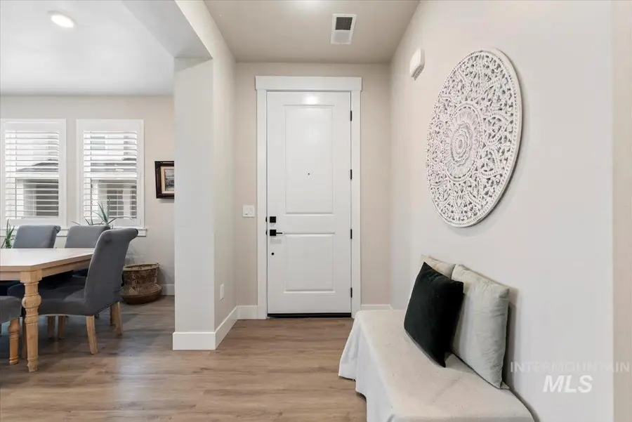 203 S Koyukuk Ln, Star, ID 83669 - Image #3