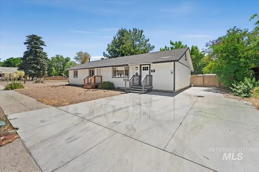 575 E 2nd South, Mountain Home, ID 83647 - Image #2