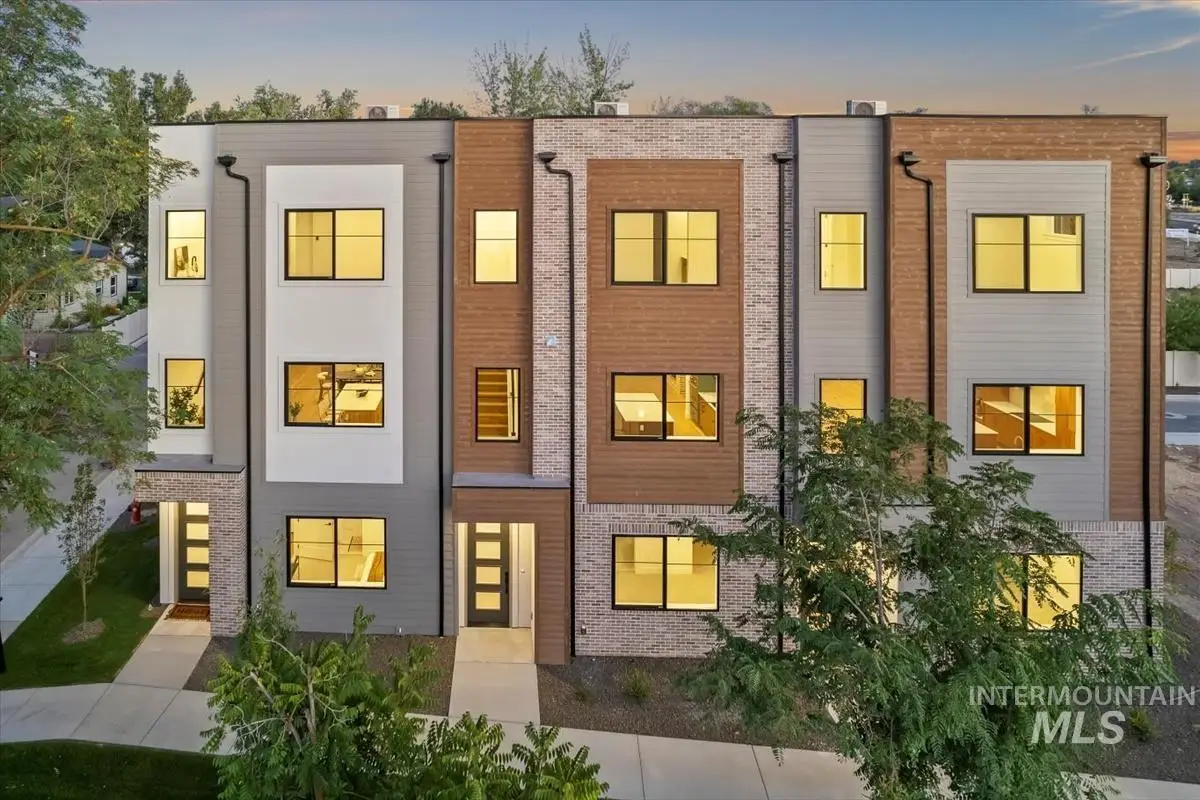 3249 W Moore Street, Boise, ID 83702 - Image #1