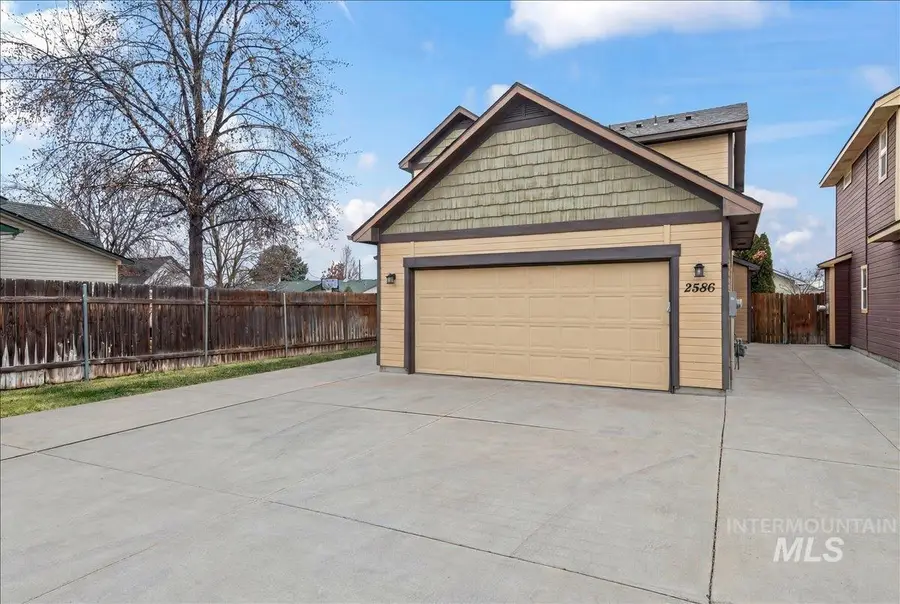 2586 N Mitchell St, Boise, ID 83704 - Image #2