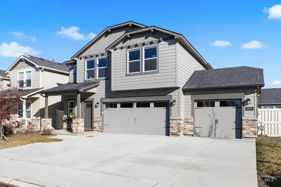 6810 S Silver Spur Way, Boise, ID 83709 - Image #2