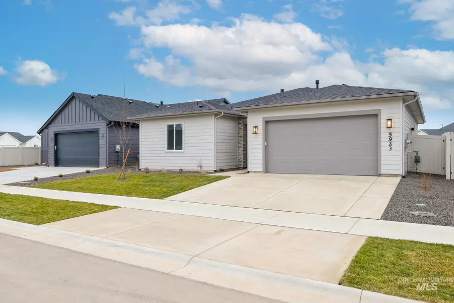 5923 W Snow Currant St, Meridian, ID 83646 - Image #3