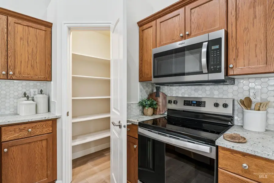 8070 W Penny Lane, Garden City, ID 83714 - #3