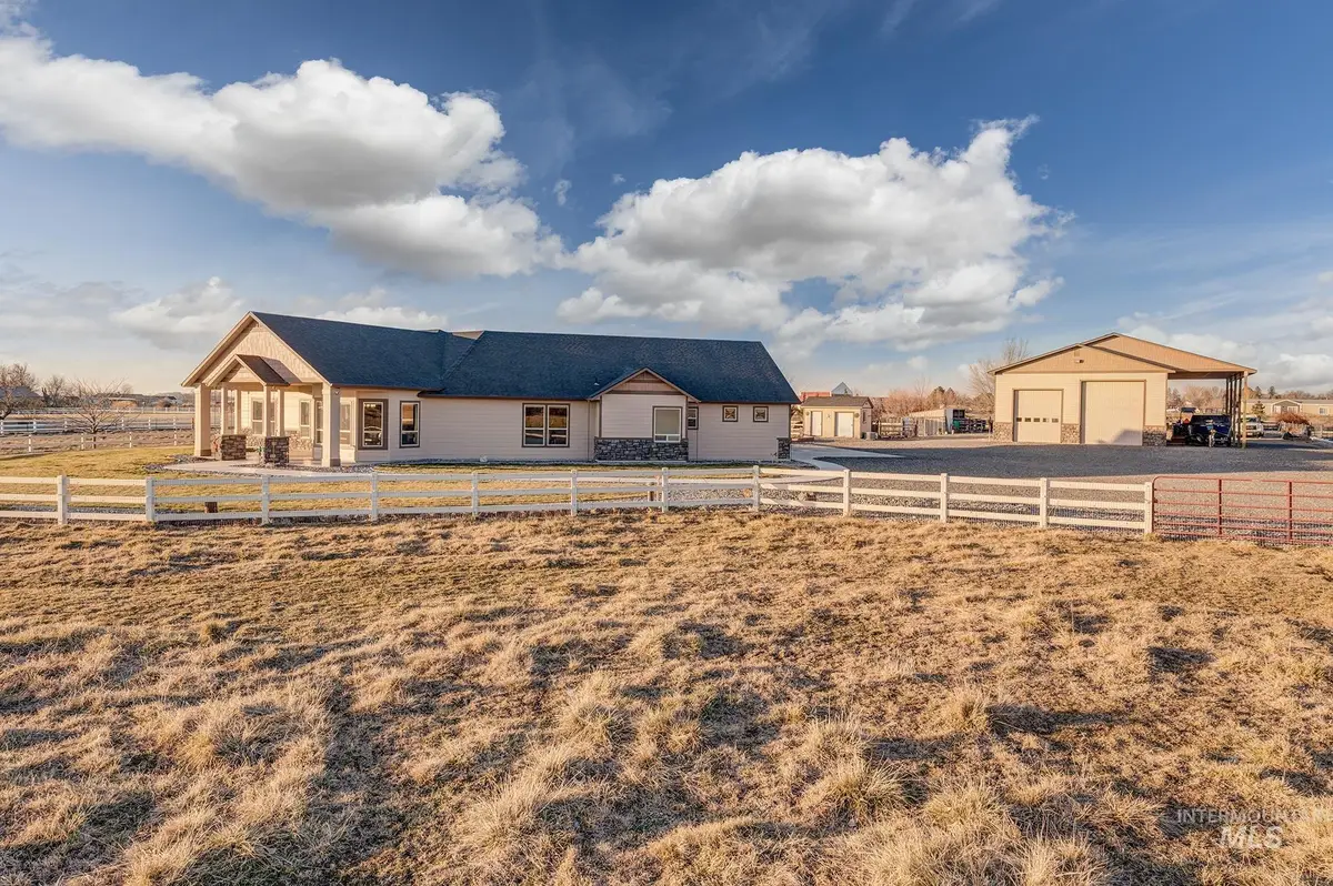 6916 E Brindle Point Dr, Nampa, ID 83687 - Image #1