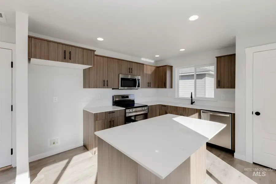 238 Caribou Ct, Horseshoe Bend, ID 83629 - Image #3