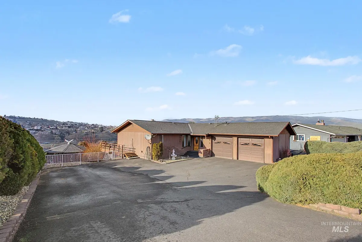 3024 Meadowlark Drive, Lewiston, ID 83501 - Image #1