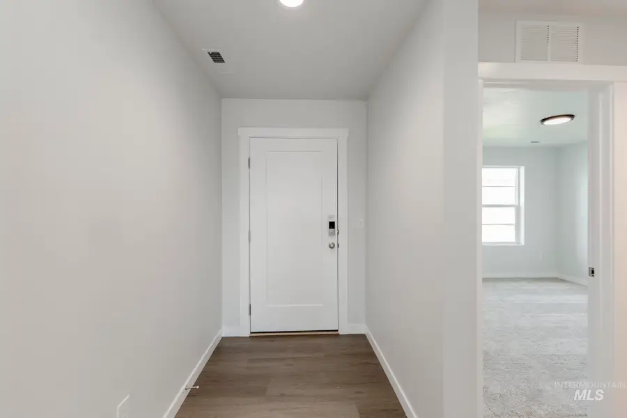 5432 S Bittercreek Ave, Meridian, ID 83642 - Image #2