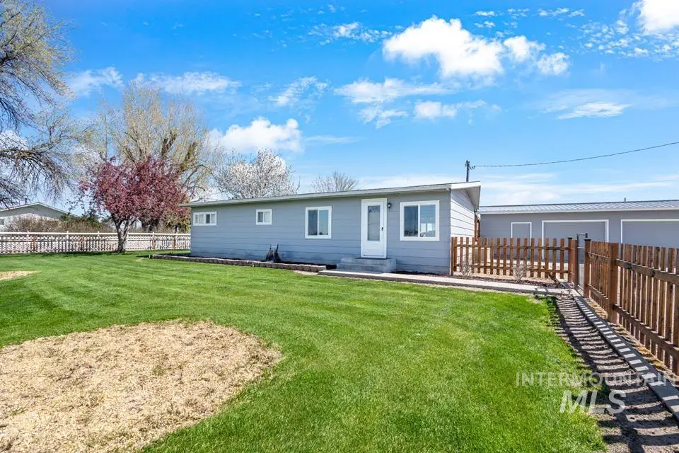 7242 Boise Rd, Fruitland, ID 83619 - Image #1