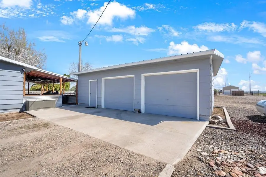 7242 Boise Rd, Fruitland, ID 83619 - Image #2