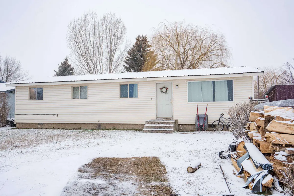 785 H Street, Heyburn, ID 83318 - #1