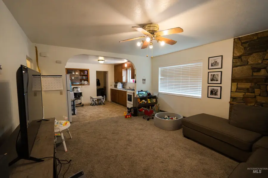 1810 15th Street, Heyburn, ID 83336 - #2