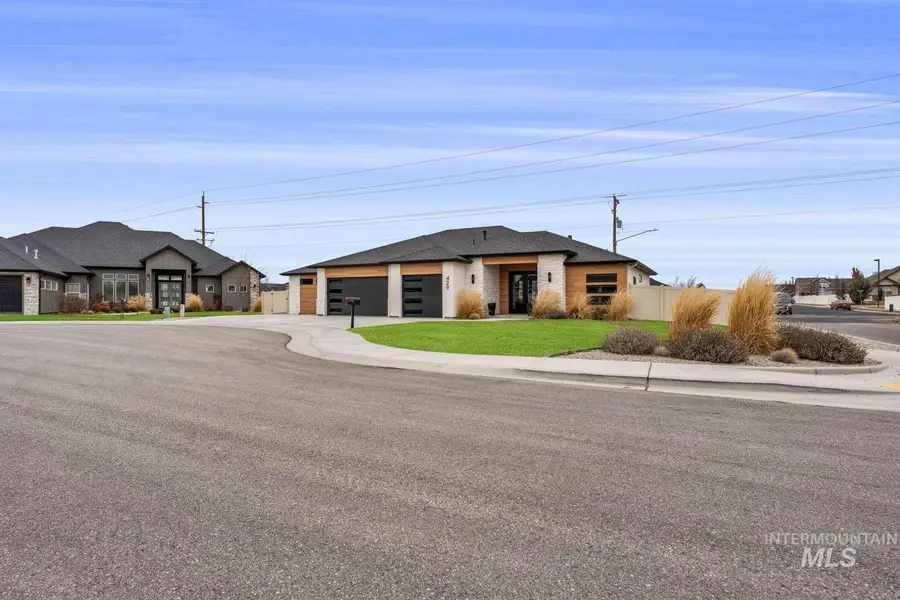 429 Meadowview Lane N, Twin Falls, ID 83301 - #2