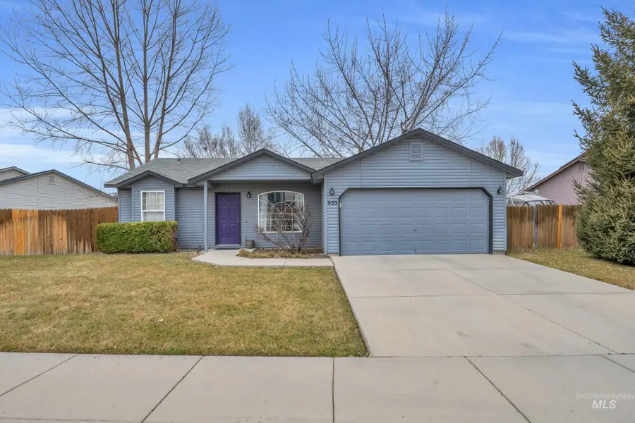 933 N Sluice Way, Kuna, ID 83634 - Image #2