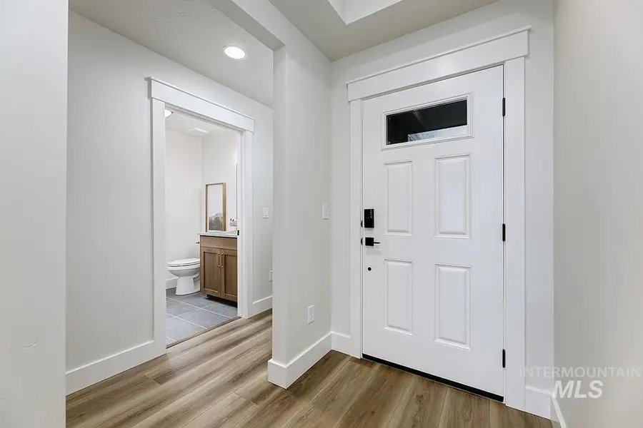 6975 S Skybreak Lane, Meridian, ID 83642 - Image #2