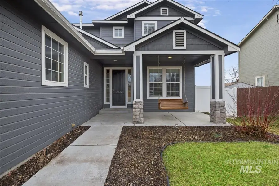 1915 W Aberdeen Ave, Nampa, ID 83686 - Image #2