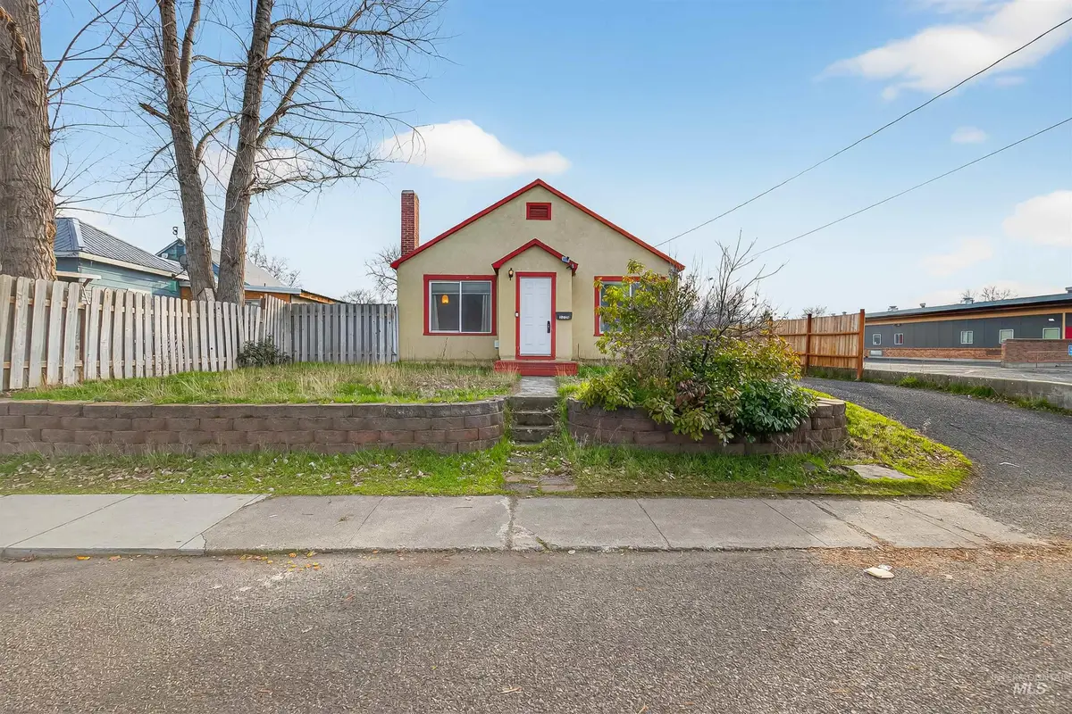 1239 Poplar St, Clarkston, WA 99403 - #1