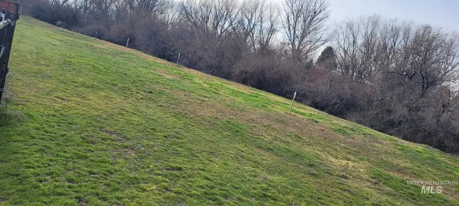 000 Crystal Ln, Wilder, ID 83676 - Image #3