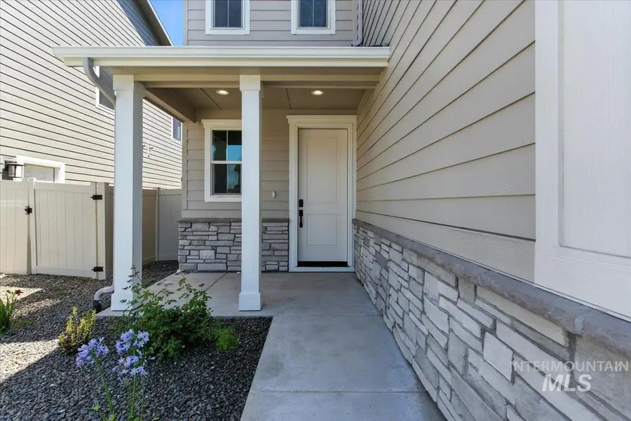 6135 N Senita Hills Ave, Meridian, ID 83646 - #2