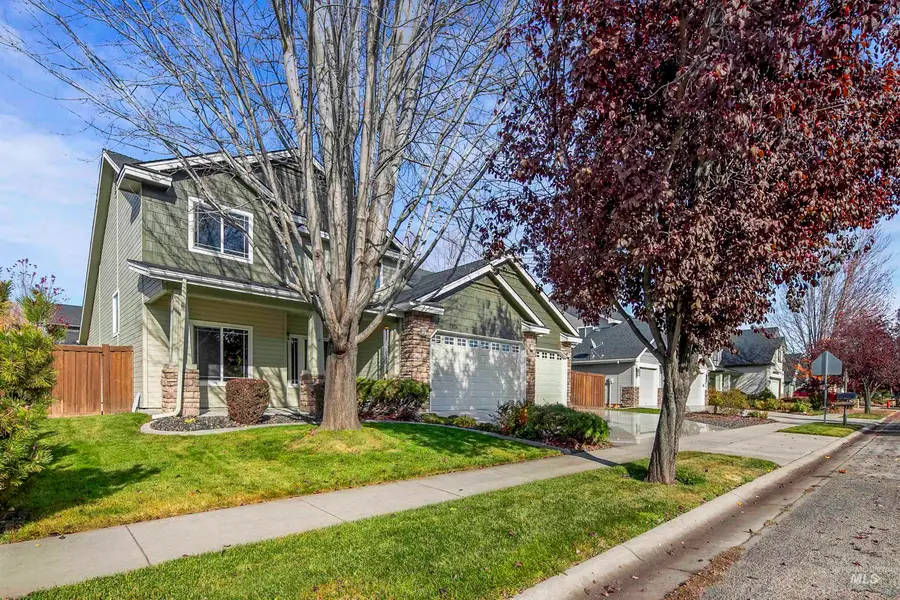 2326 W Grand Teton Dr, Meridian, ID 83646 - Image #3