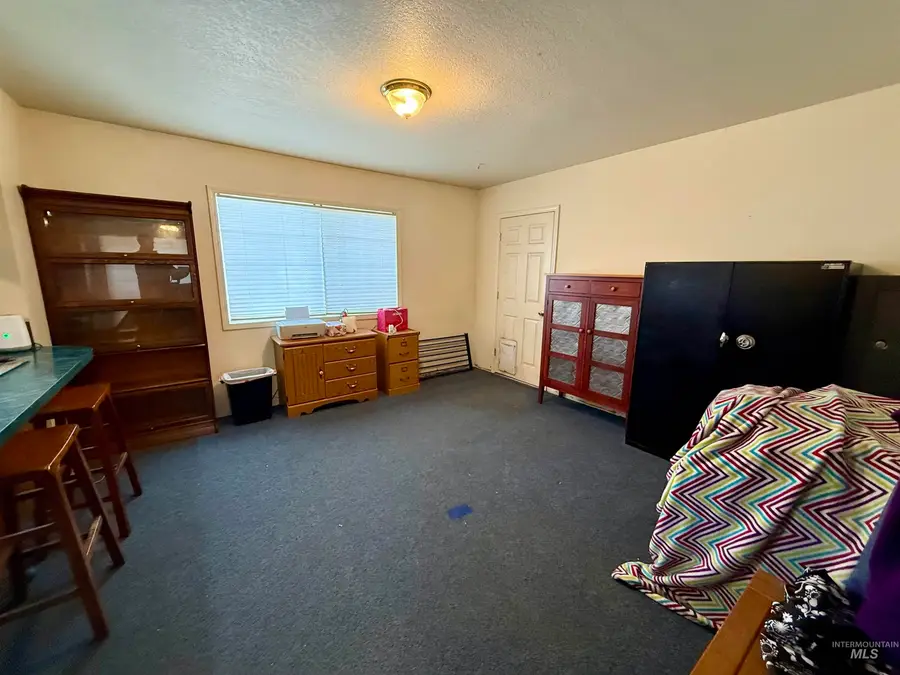 4406 S Montana Ave, Caldwell, ID 83607 - #3