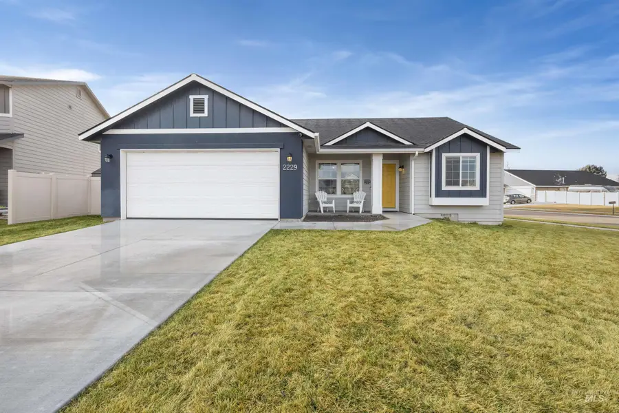 2229 W Mikaela Ct, Nampa, ID 83651 - #3