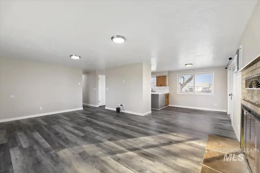 815 Ayers Ave, Fruitland, ID 83619 - Image #3