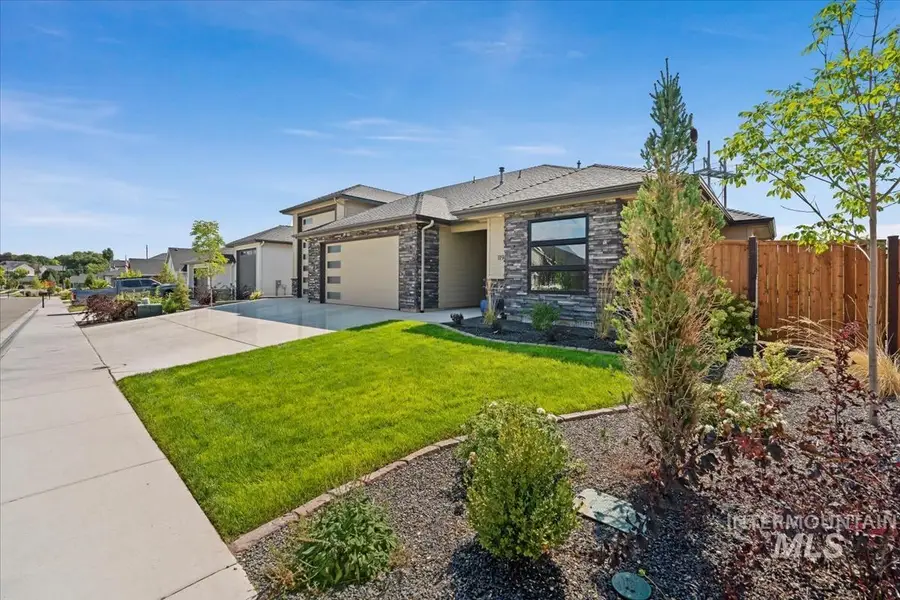 1199 W Ultar Dr, Nampa, ID 83686 - #3