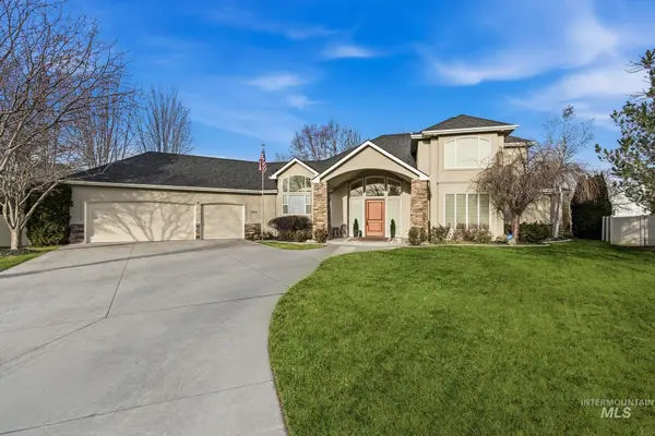 352 N Havasu Ct, Eagle, ID 83616