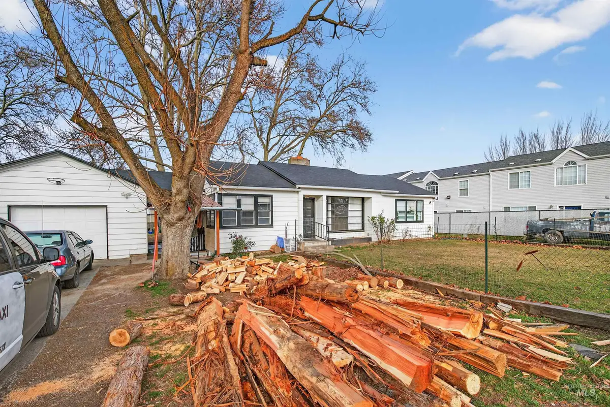 1009 Burrell Ave, Lewiston, ID 83501 - #1