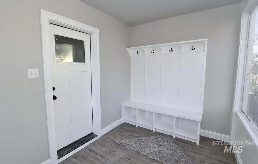 121 NW 2nd St, Ontario, OR 97914 - #2