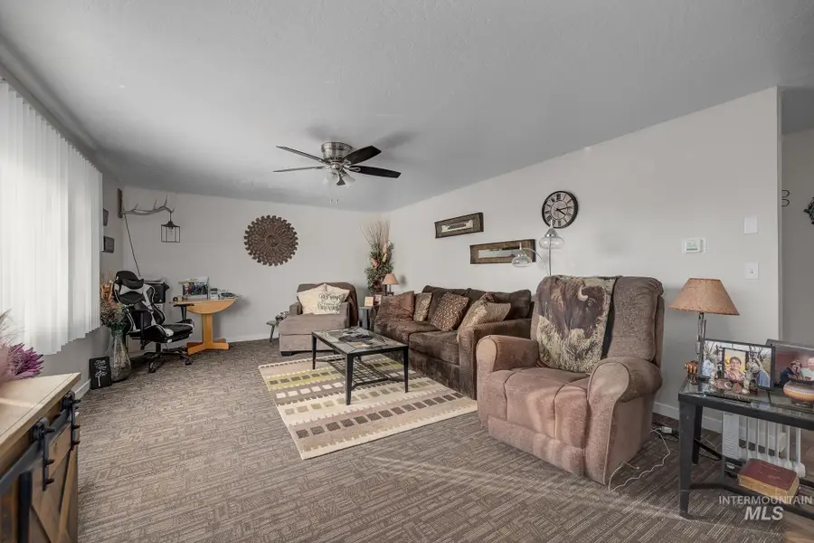 1394 Morton St., Vale, OR 97918 - Image #3