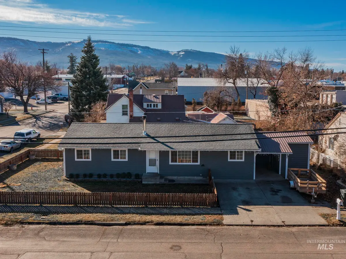 130 E North 2nd Street, Grangeville, ID 83530 - #1