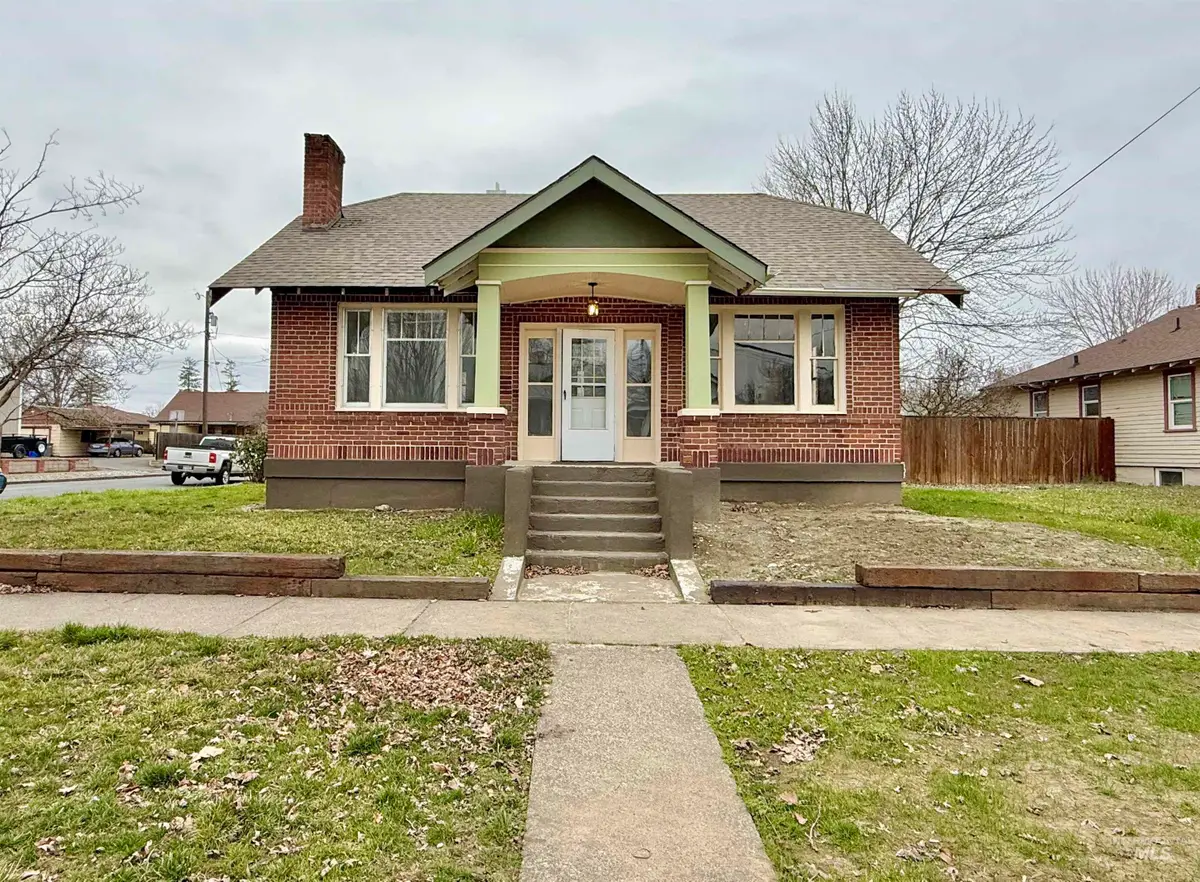 1120 9th St, Lewiston, ID 83501 - #1