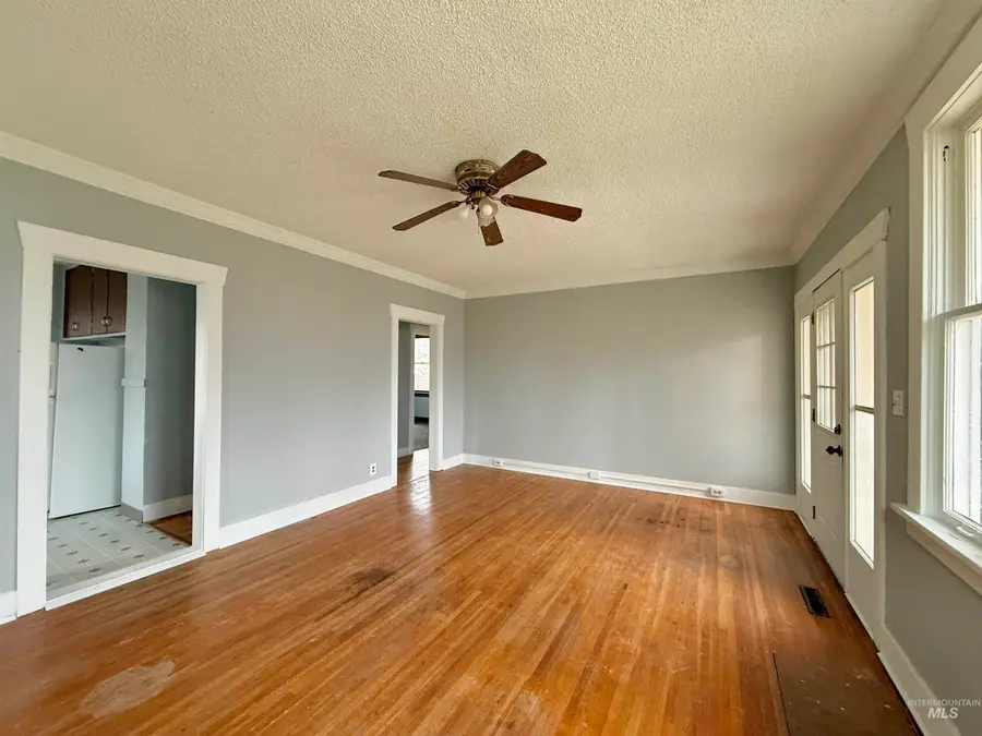 1120 9th St, Lewiston, ID 83501 - #3