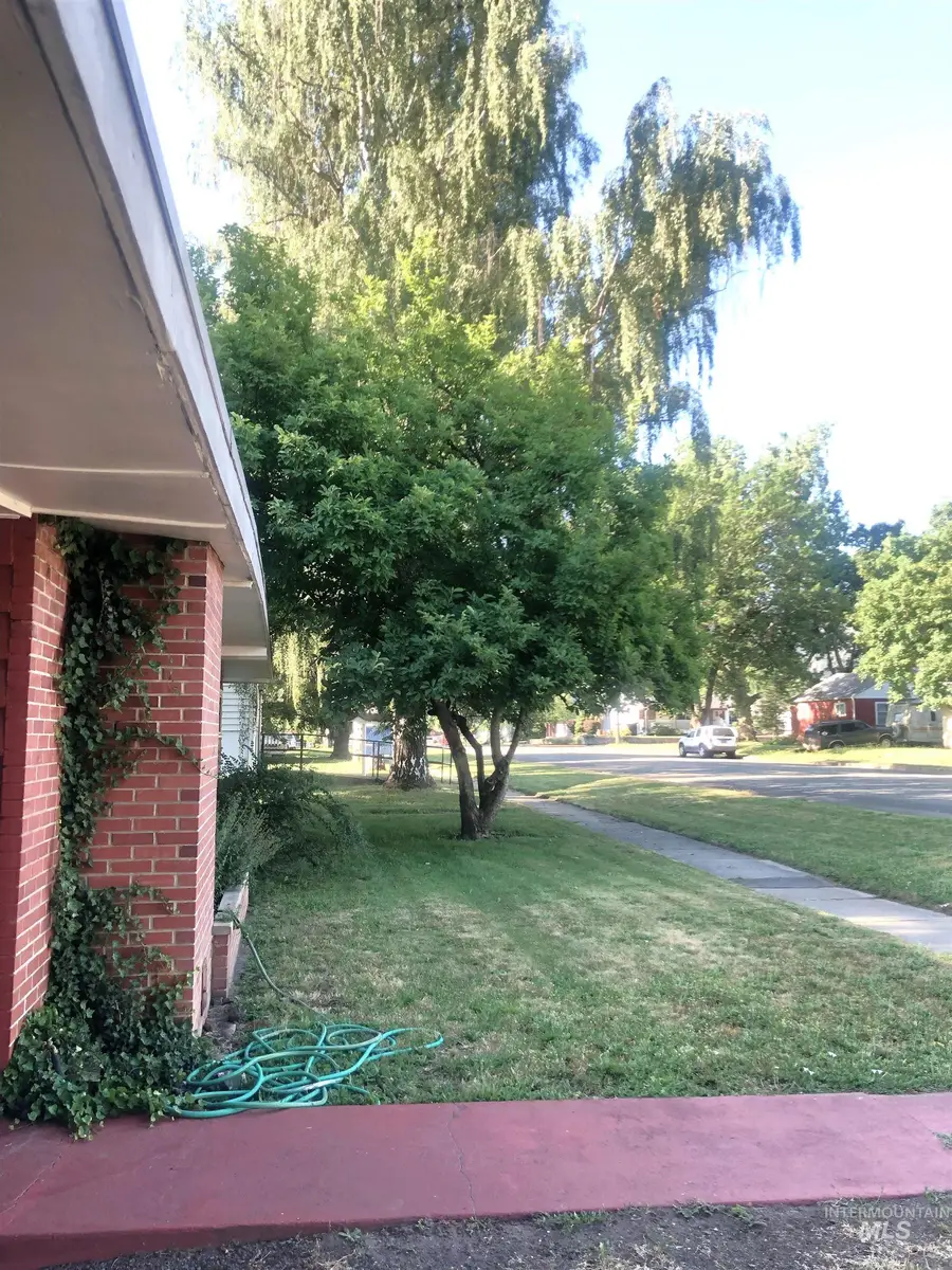 701 Main St #& 511 7th St, Kamiah, ID 83536 - #2