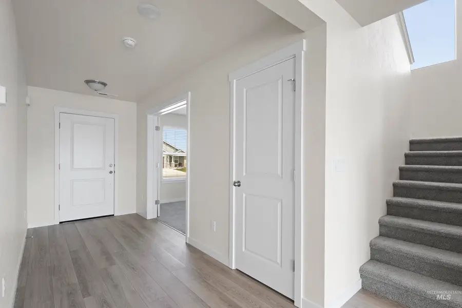 7807 E Meriwether Dr, Nampa, ID 83687 - Image #3