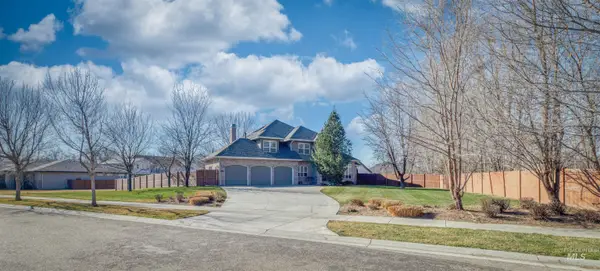 85 S Vandries Ave, Eagle, ID 83616