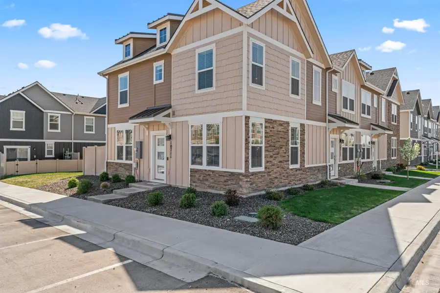 10711 W W Brownstone Ln, Boise, ID 83709 - #3