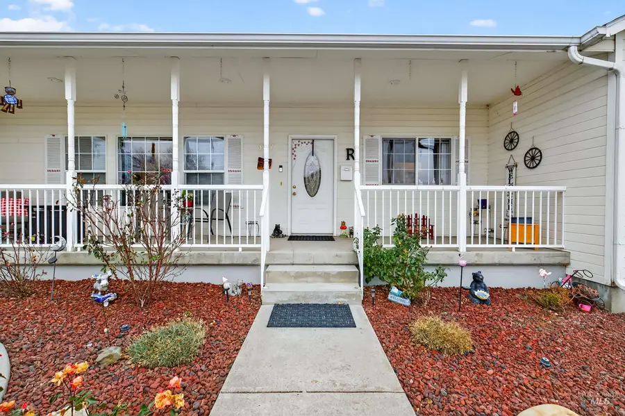 3737 19th St, Lewiston, ID 83501 - #2