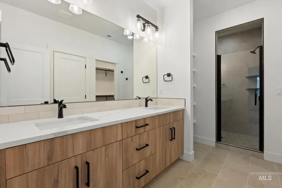 1753 E Grayson St, Meridian, ID 83642 - Image #2